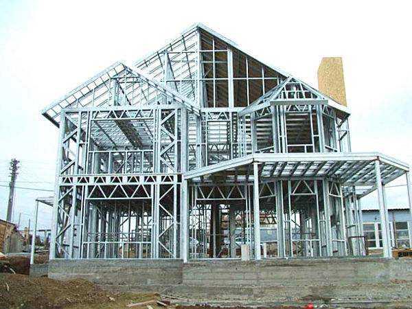 保定钢结构建筑的腐蚀问题应该如何预防